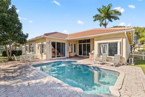 16364 NW 14th Street Pembroke Pines FL 33028