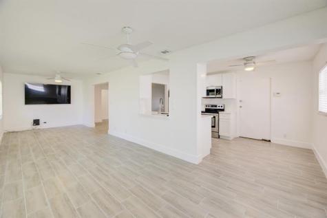 1530 NW 87th Lane Plantation FL 33322