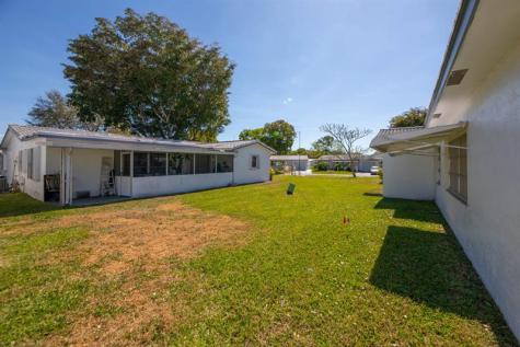 1530 NW 87th Lane Plantation FL 33322