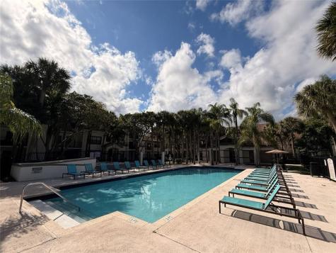 560 S Park Hollywood FL 33021