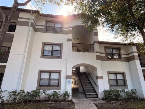 560 S Park Hollywood FL 33021