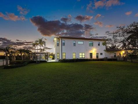 17511 Cadena Drive Boca Raton FL 33496
