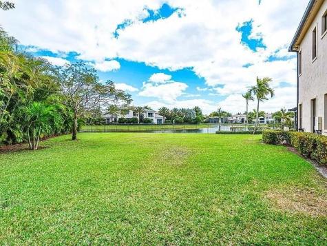 17511 Cadena Drive Boca Raton FL 33496