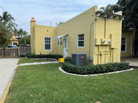 226 NE 7th Delray Beach FL 33483