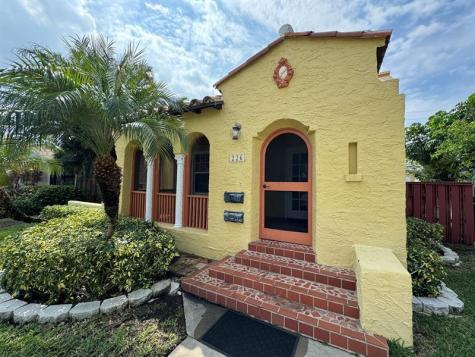 226 NE 7th Delray Beach FL 33483