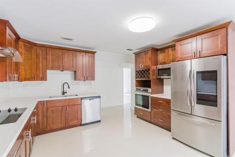2810 NE 60th Street Fort Lauderdale FL 33308