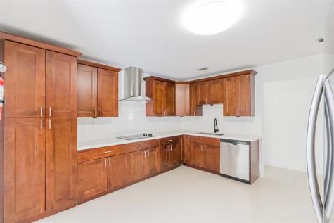 2810 NE 60th Street Fort Lauderdale FL 33308