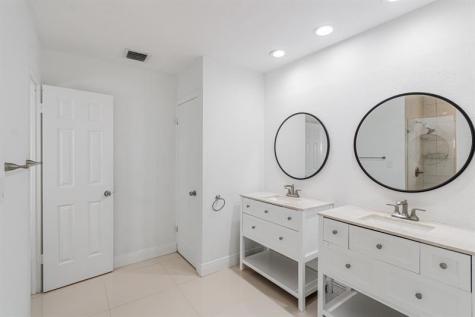 2810 NE 60th Street Fort Lauderdale FL 33308