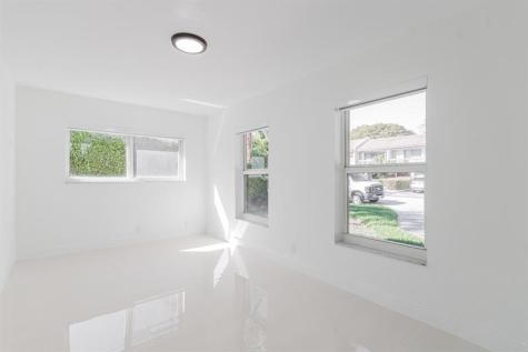 2810 NE 60th Street Fort Lauderdale FL 33308