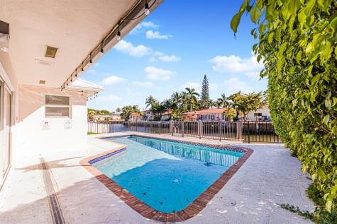 2810 NE 60th Street Fort Lauderdale FL 33308