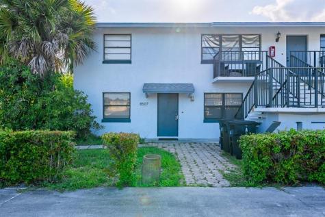 8507 Sunset Drive Drive Palm Beach Gardens FL 33410