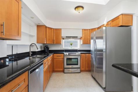 218 SE 3rd Terrace Dania Beach FL 33004