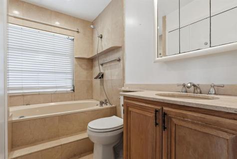 218 SE 3rd Terrace Dania Beach FL 33004