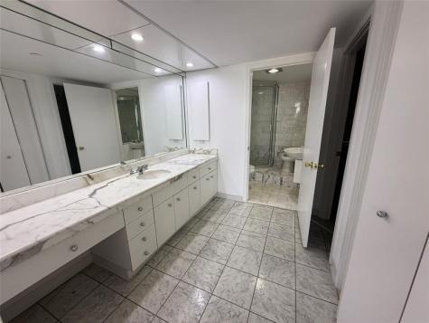 19707 Turnberry Way Aventura FL 33180