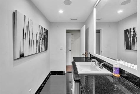 746 NE 16th Terrace Fort Lauderdale FL 33304