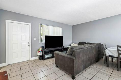 1831 NW 94th Avenue Coral Springs FL 33071