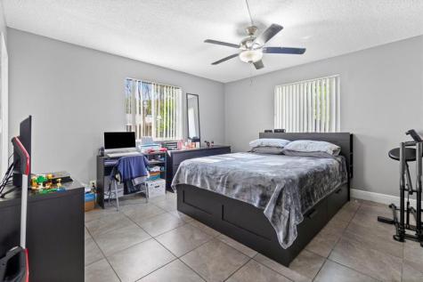 1831 NW 94th Avenue Coral Springs FL 33071