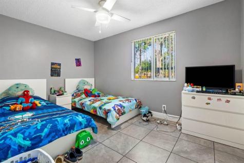 1831 NW 94th Avenue Coral Springs FL 33071