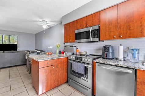 1831 NW 94th Avenue Coral Springs FL 33071