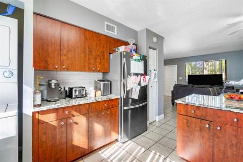 1831 NW 94th Avenue Coral Springs FL 33071