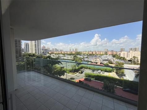 19707 Turnberry Way Aventura FL 33180