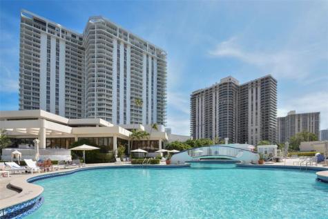 19707 Turnberry Way Aventura FL 33180