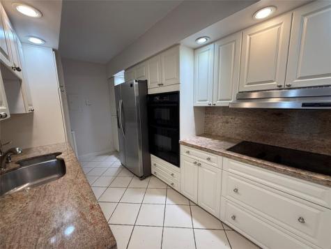 19707 Turnberry Way Aventura FL 33180
