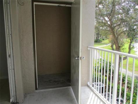 5045 Wiles Road #206 Coconut Creek FL 33073