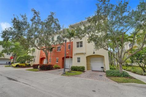617 SW 2nd Drive Pompano Beach FL 33060