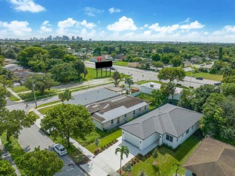 2962 NW 10th Court Fort Lauderdale FL 33311