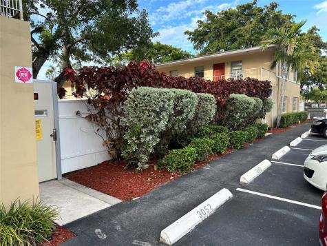 305 NE 16th Street Fort Lauderdale FL 33304