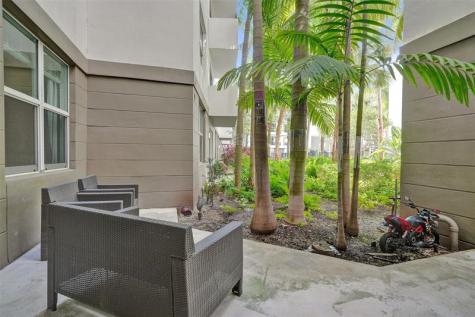 2421 NE 65th Street Fort Lauderdale FL 33308