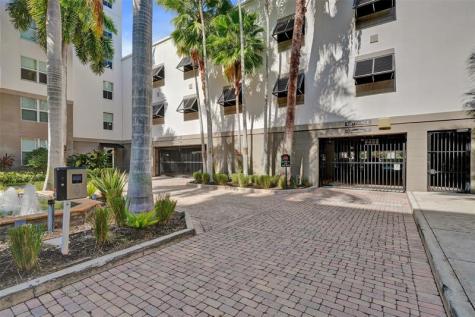 2421 NE 65th Street Fort Lauderdale FL 33308