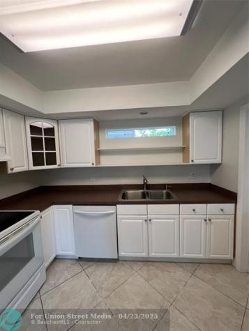 4800 NE 21st Avenue Fort Lauderdale FL 33308