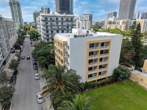 471 NE 25th Street Miami FL 33137