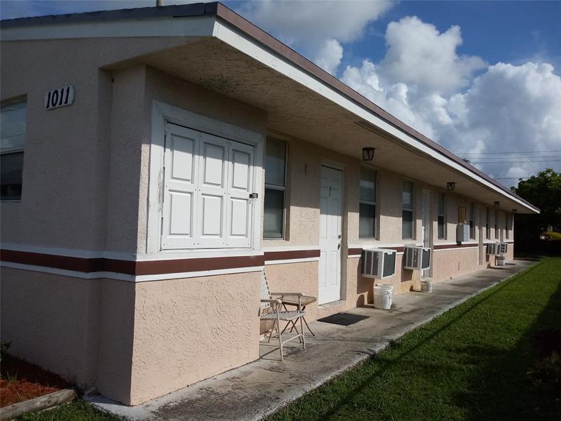 Hallandale Beach FL 33009