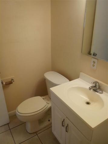 Hallandale Beach FL 33009