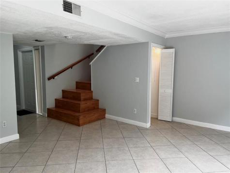 8149 Lagos De Campo Boulevard Fort Lauderdale FL 33321