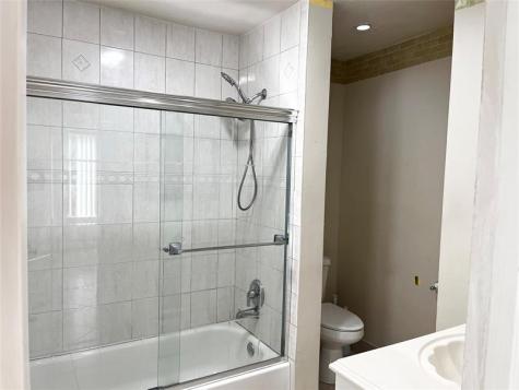 8149 Lagos De Campo Boulevard Fort Lauderdale FL 33321