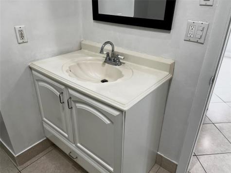 8149 Lagos De Campo Boulevard Fort Lauderdale FL 33321