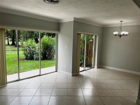 8149 Lagos De Campo Boulevard Fort Lauderdale FL 33321
