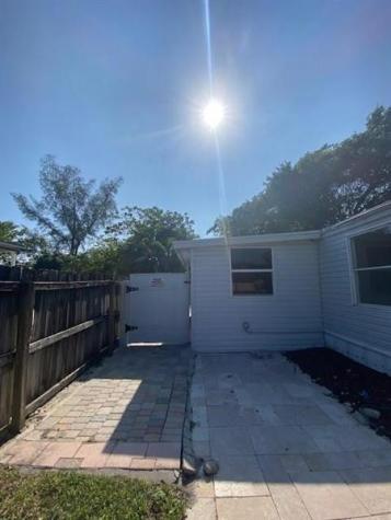 10666 S 228th Lane Boca Raton FL 33428