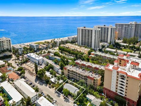 3208 NE 7th Street Pompano Beach FL 33062