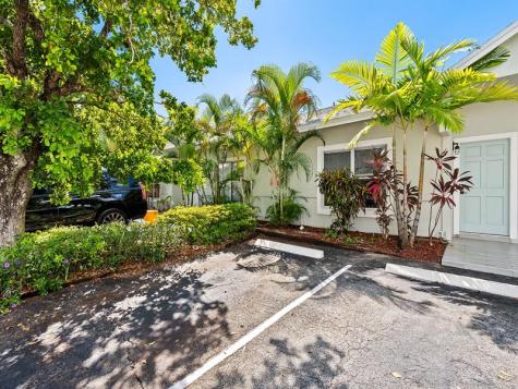 3208 NE 7th Street Pompano Beach FL 33062