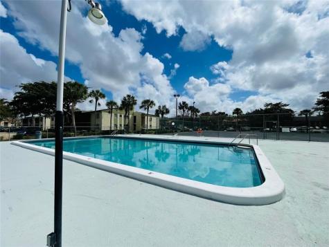 4155 NW 90th Avenue Coral Springs FL 33065