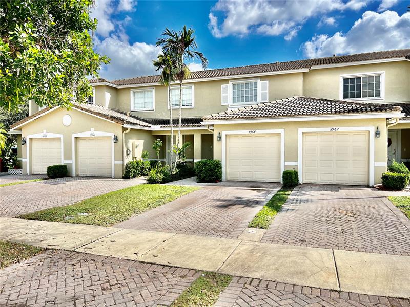 5964 Abbey Road Tamarac FL 33321