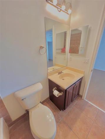 5964 Abbey Road Tamarac FL 33321