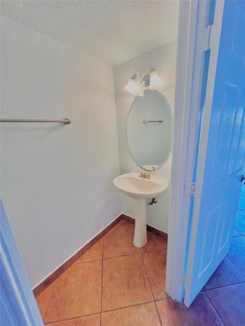 5964 Abbey Road Tamarac FL 33321