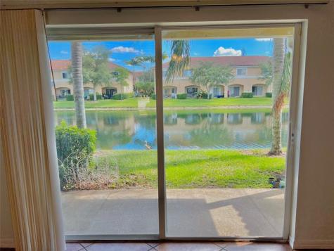5964 Abbey Road Tamarac FL 33321