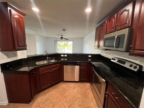 5964 Abbey Road Tamarac FL 33321